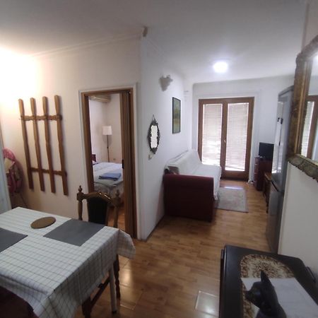 Apartment Mixa Belgrad Exterior foto